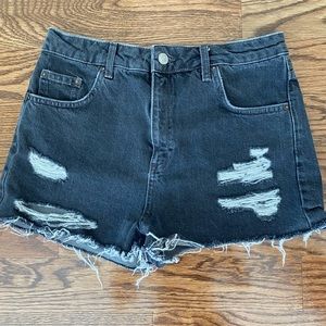 Distressed shorts